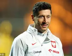 NG娱乐- 莱万多夫斯基九分钟五球是哪场比赛 