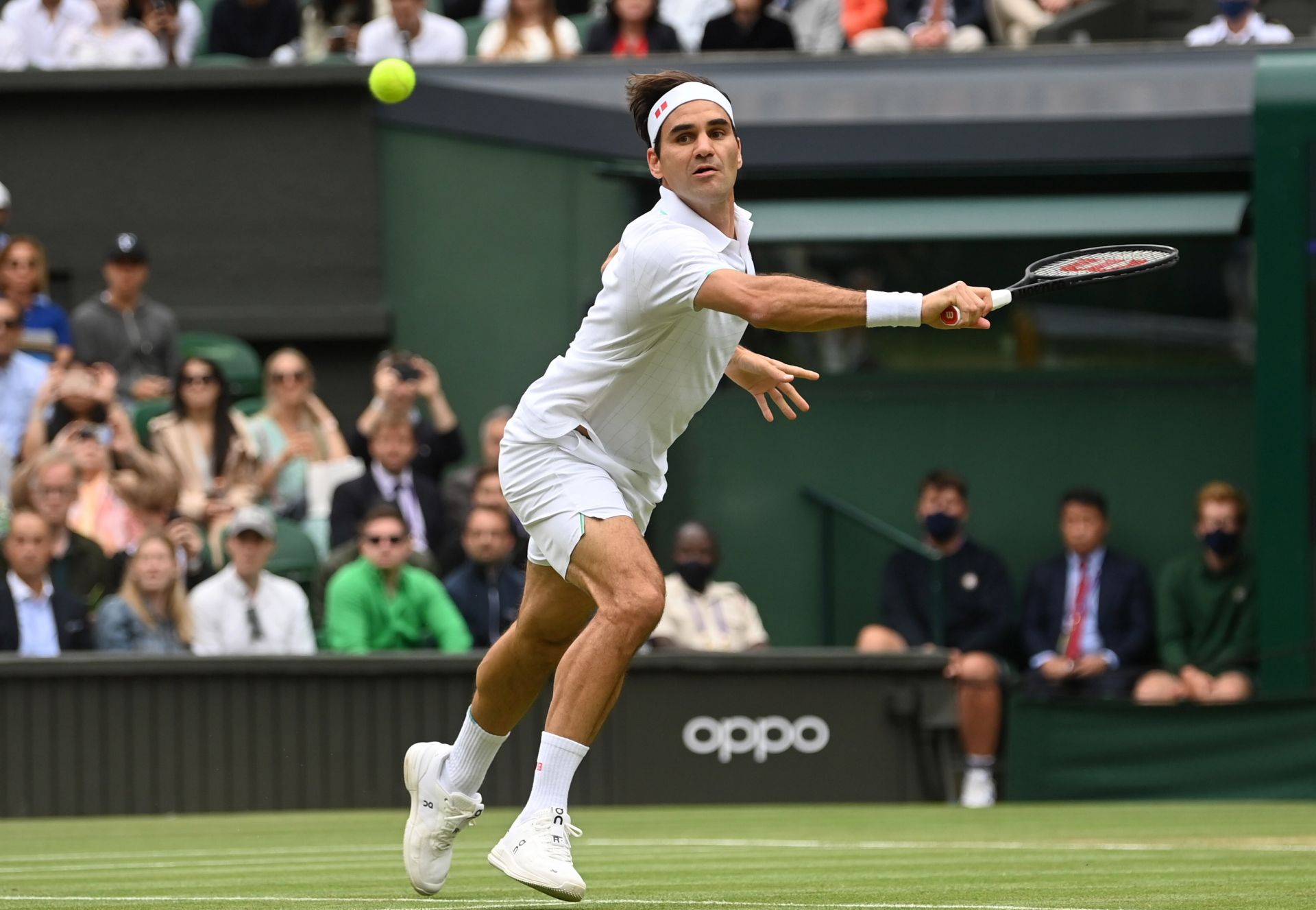 NG SPORTS-费德勒爆冷击败利物浦，精彩发挥引爆全场！的简单介绍